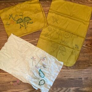 Vintage Stamped Embroidery Yellow and White Dresser scarfs and white pillowcase